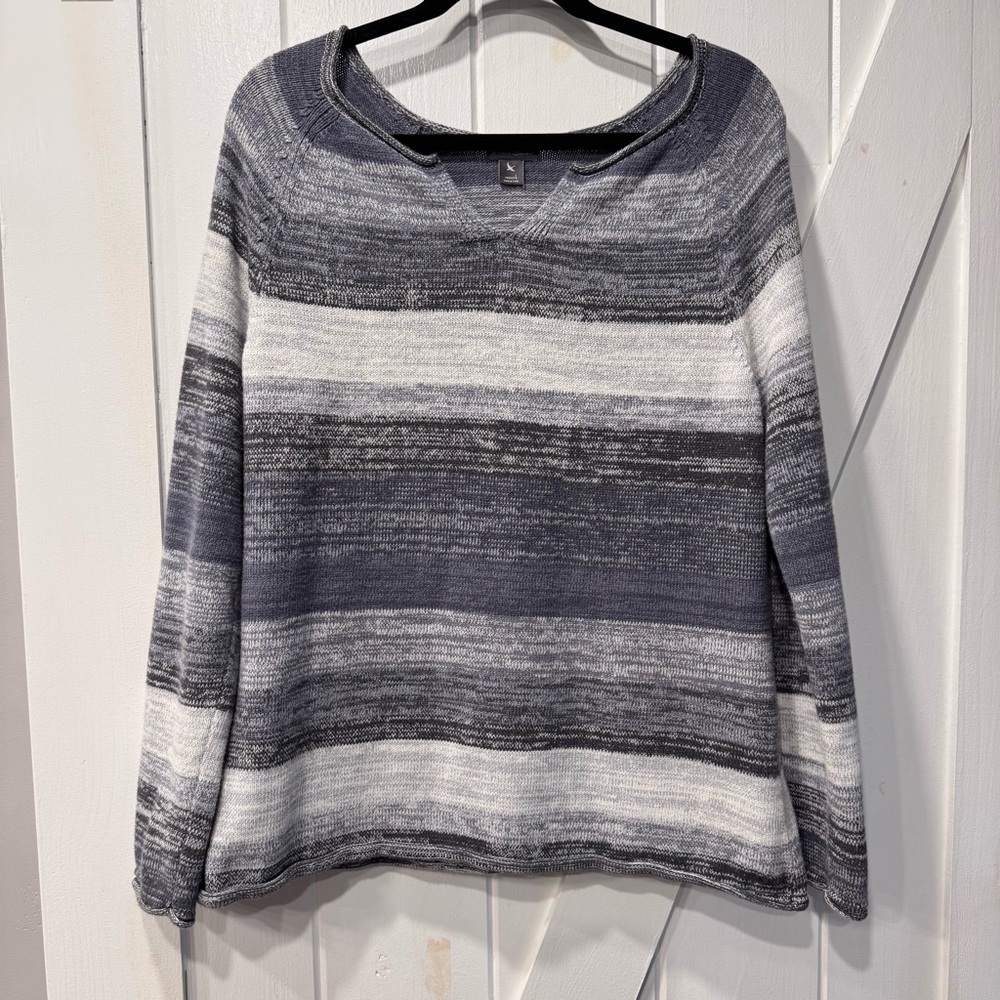 Eddie Bauer Women's Charcoal, Light Gray, White Striped Knit Sweater ~ Size L